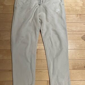Men’s Nike sweatpants. Gently worn, no stains or tears. Beige size Small
